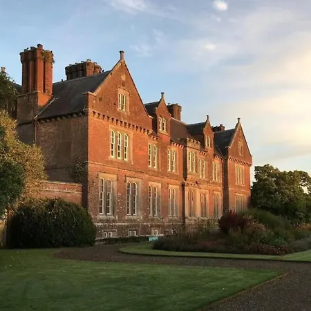Wells House & Gardens Self Catering The Mill Accessible Casa de Férias Wexford