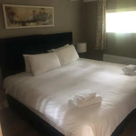 Casa de Férias Wells House & Gardens Self Catering The Mill Accessible Wexford