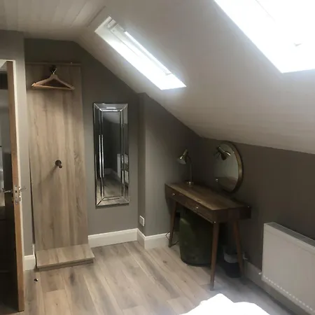 Wells House & Gardens Self Catering The Mill Accessible Casa de Férias