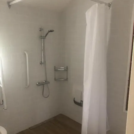 Wells House & Gardens Self Catering Accessible Cottage 3 Bedrooms Sleep 6 * Γουέξφορντ